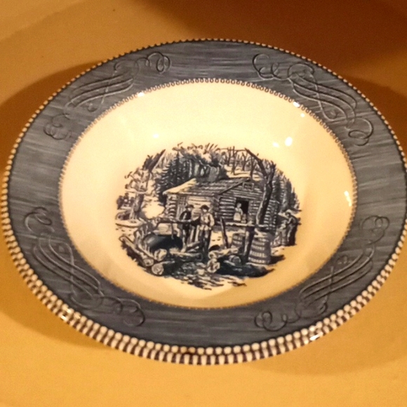 VTG- Currier & Ives by Royal Maple Sugaring- 2 Bowl Bundle - Picture 10 of 11